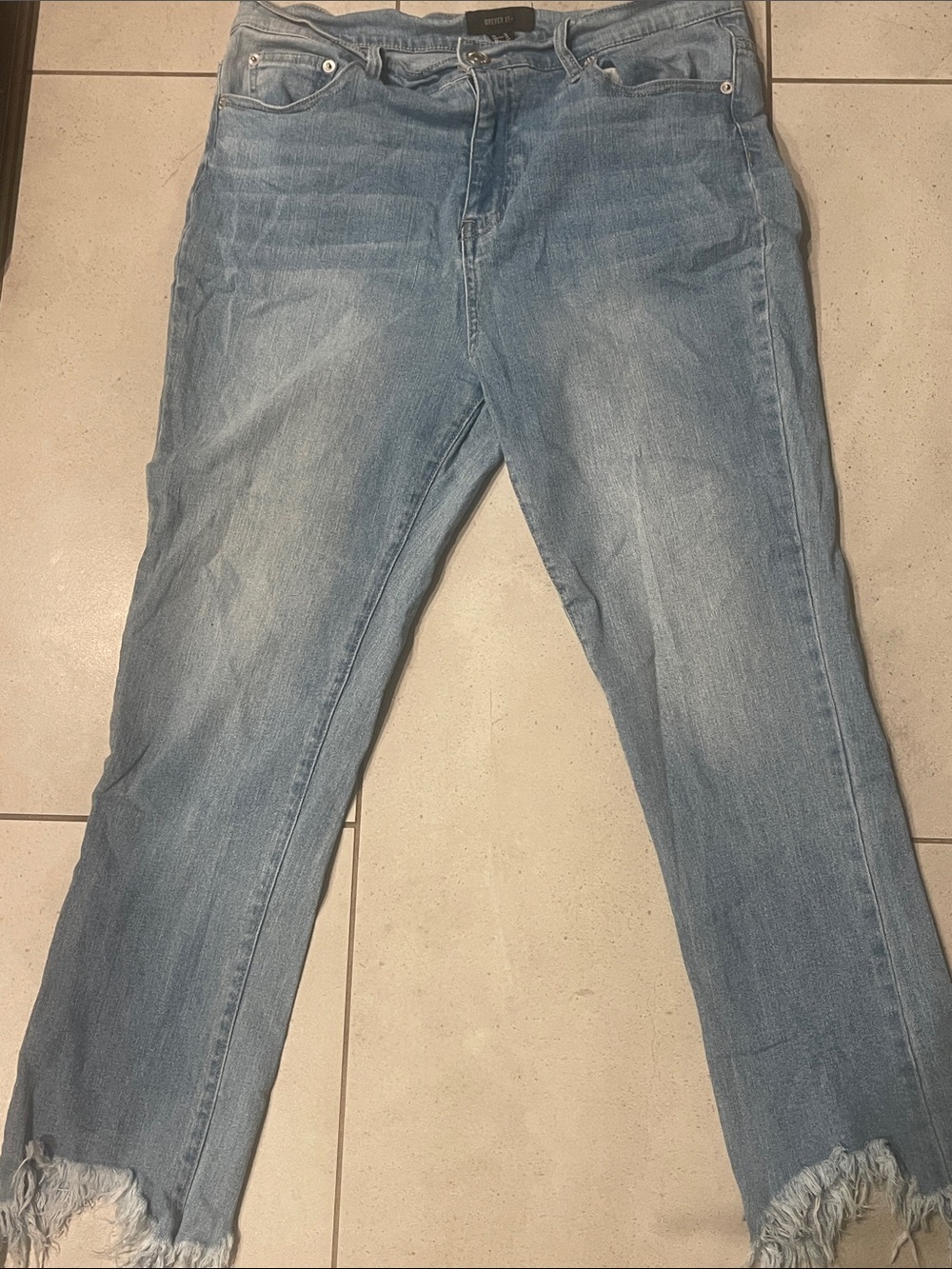 Forever 21 Light Blue Cropped Frayed-Hem Jeans